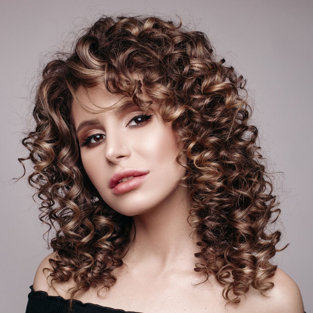 Defined curly hairstyle